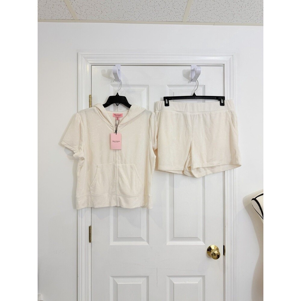 Juicy Couture Oyster Terry Cloth Short Sleeve Hoodie and Shorts Set XL NWT - Picture 7 of 11